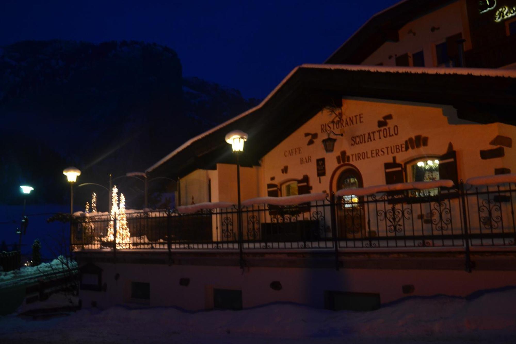 Hotel Scoiattolo Sëlva Buitenkant foto