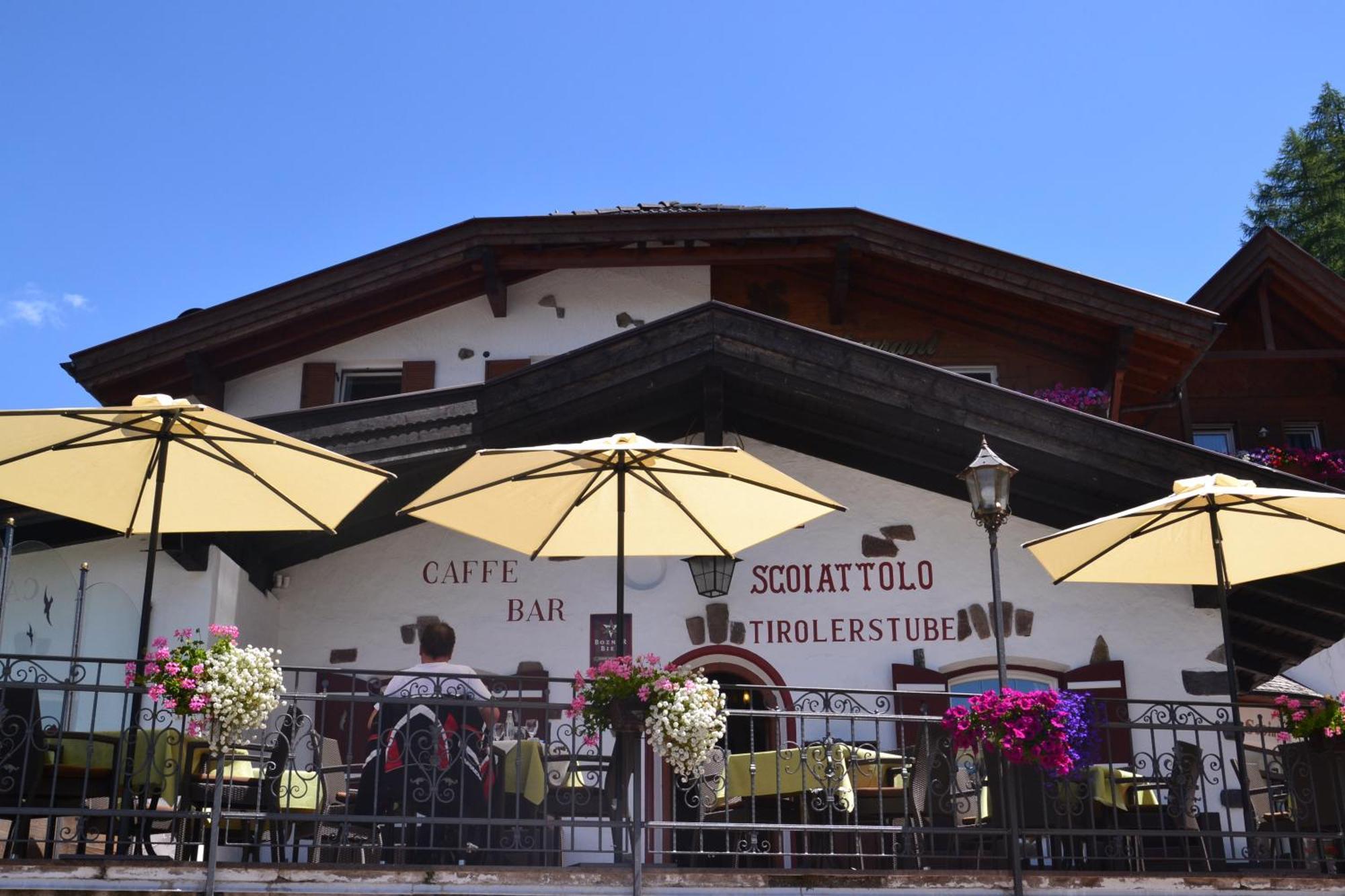 Hotel Scoiattolo Sëlva Buitenkant foto
