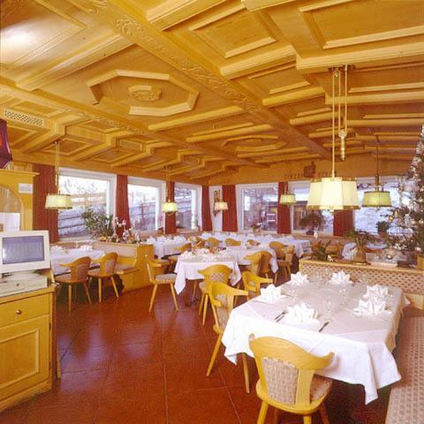 Hotel Scoiattolo Sëlva Buitenkant foto