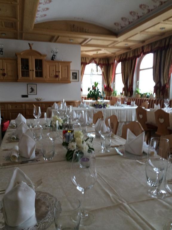 Hotel Scoiattolo Sëlva Buitenkant foto